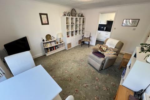 2 bedroom retirement property for sale, Priory Gardens, Abergavenny, NP7