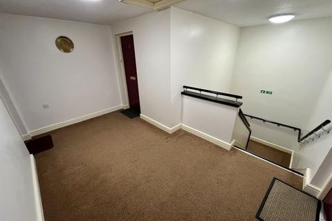 2 bedroom retirement property for sale, Priory Gardens, Abergavenny, NP7