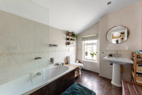16 Flaxton Road, London, SE18 2JR