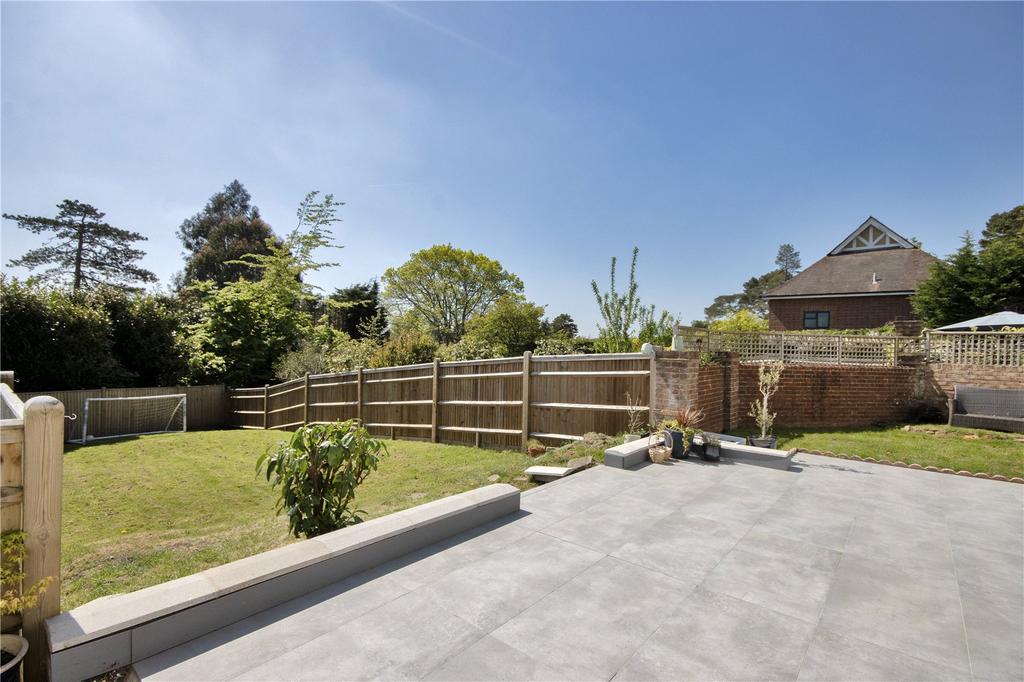 Terrace & Garden