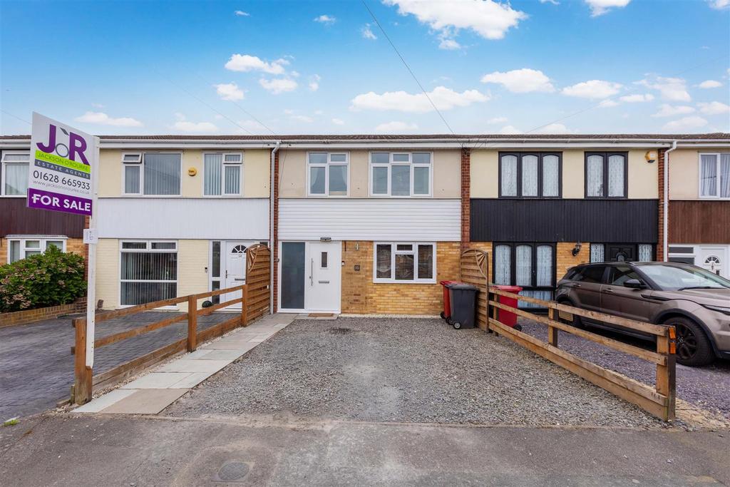 16 Robinhood Close-5.jpg