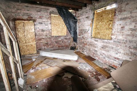 3 bedroom end of terrace house for sale, 118 Flag Lane, Crewe CW2 7QU