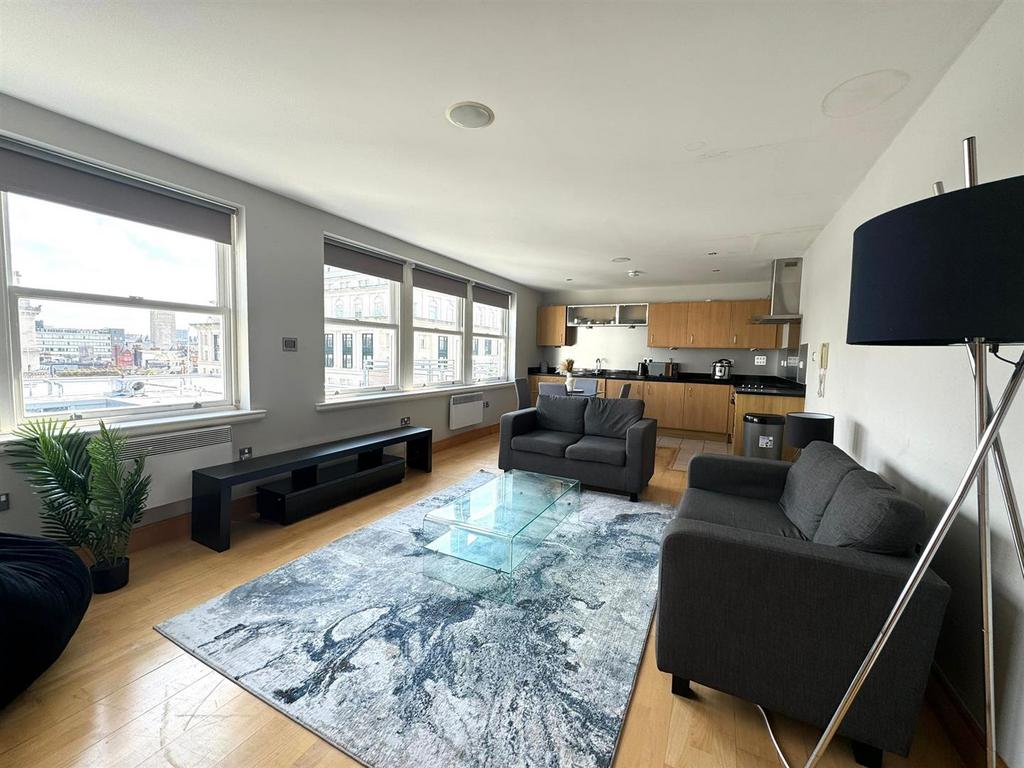 Living room pic 1.jpeg