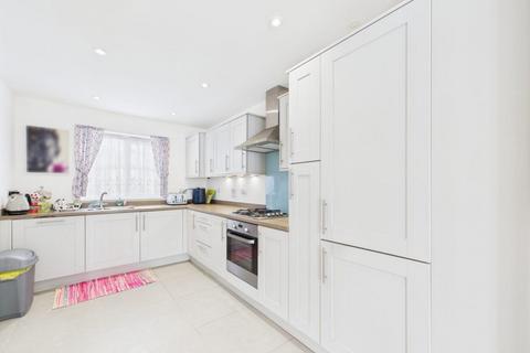 35 Highfield Road, Whitby, YO21 3LW
