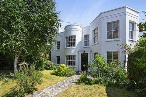 undefined, Traps Hill, Loughton