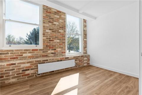 2 bedroom apartment for sale, Albany Road, London, SE5