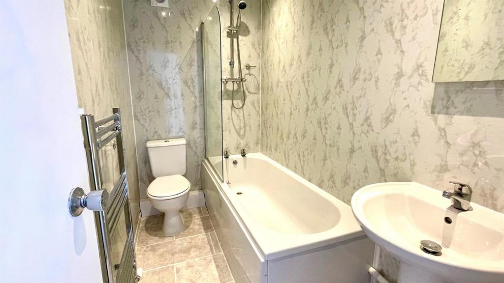 Ensuite 3 piece bathroom