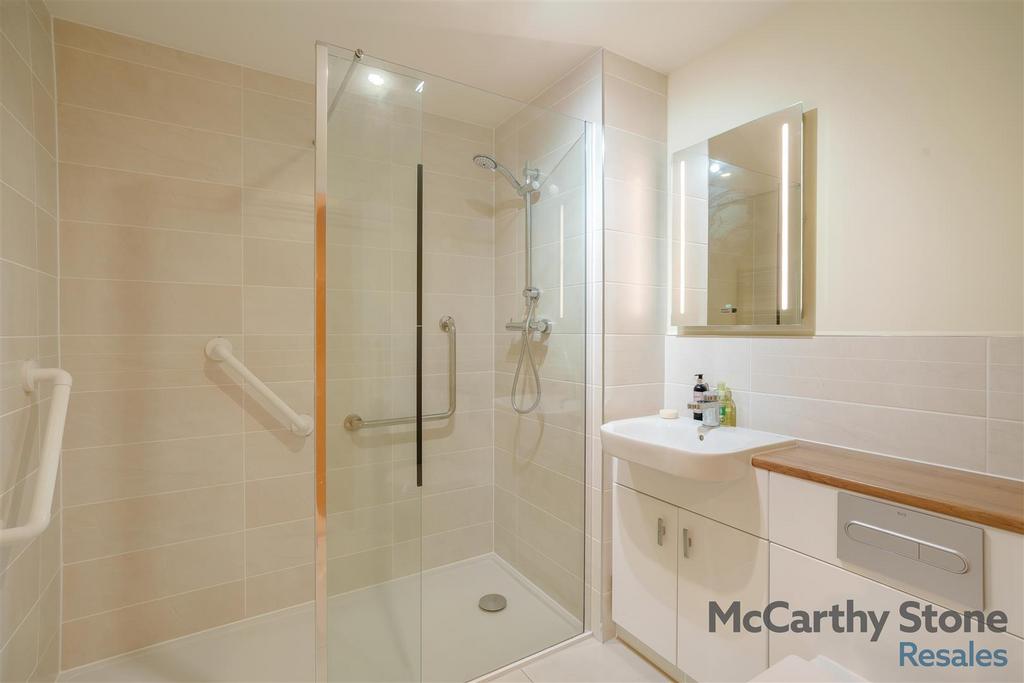 8644400-interior08.jpg
