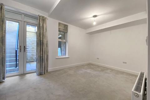 8 Beech Close, Harrogate, HG2 0FE