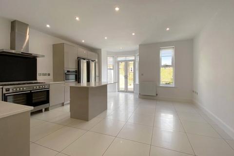 8 Beech Close, Harrogate, HG2 0FE
