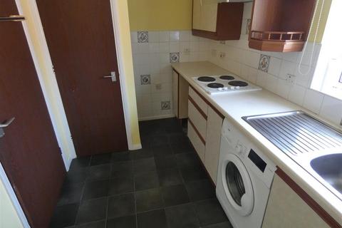 2 bedroom semi-detached bungalow for sale, Ladywell Close, Burton-On-Trent