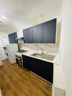 3 bedroom flat for sale, High Street, Wealdstone HA3