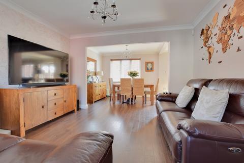 38 Abbotsmead, Heybridge, Maldon, CM9 4PT