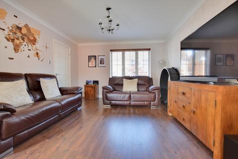38 Abbotsmead, Heybridge, Maldon, CM9 4PT
