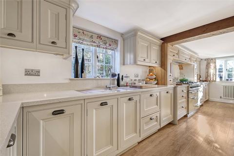 Button Hall Heron Chase, Herongate, Brentwood, CM13 3PP