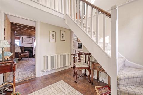 Button Hall Heron Chase, Herongate, Brentwood, CM13 3PP