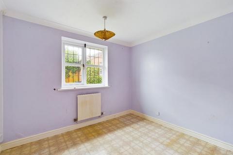 6 Elm Croft, Mancot, Deeside, CH5 2BZ