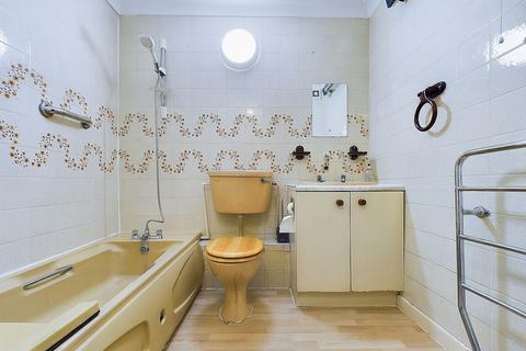 1 bedroom apartment for sale, Garden Lane, Chester, CH1