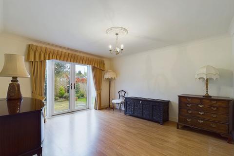 4 bedroom detached house for sale, Darland Lane, Rossett, LL12