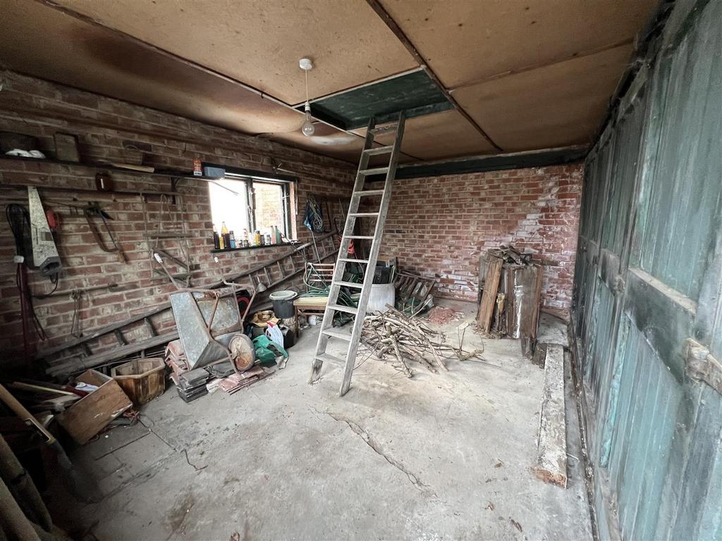 Garage internal