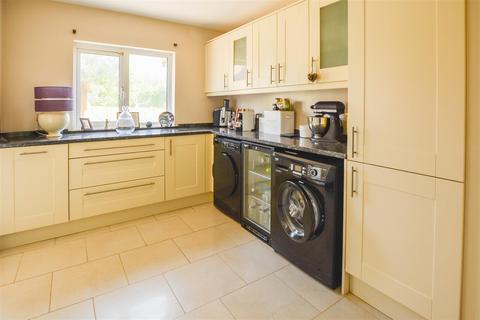 Sunnyside Lower Dunton Road, Bulphan, Upminster, RM14 3TD