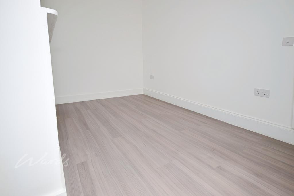 Ingle bedroom 2