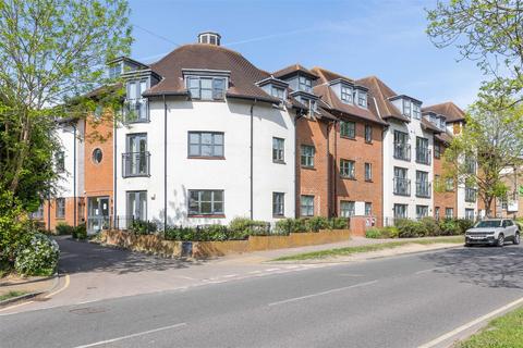 2 bedroom apartment for sale, Dunkerley Court, Birds Hill, Letchworth Garden City SG6 1FE