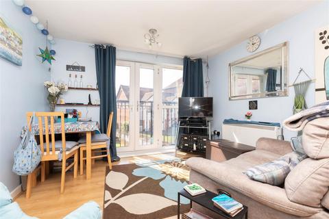 2 bedroom apartment for sale, Dunkerley Court, Birds Hill, Letchworth Garden City SG6 1FE