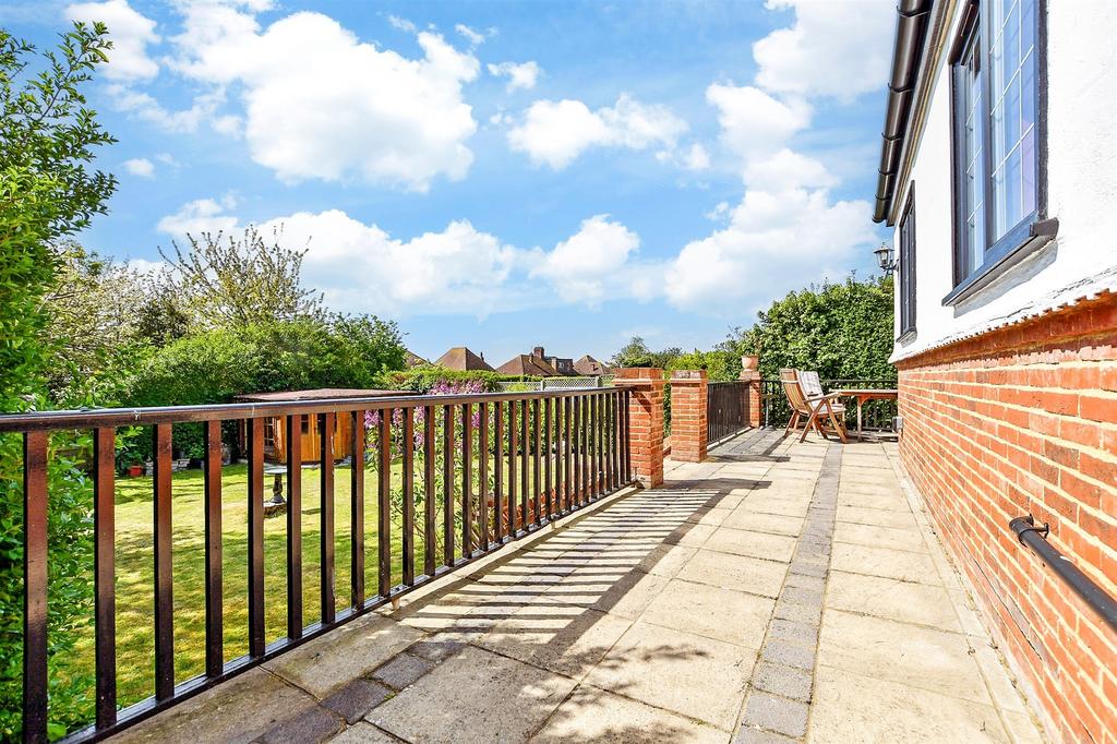 Patio / Decking