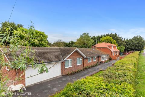 Raven Brook Epping Road, Nazeing, Waltham Abbey, EN9 2DH
