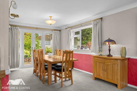 Raven Brook Epping Road, Nazeing, Waltham Abbey, EN9 2DH