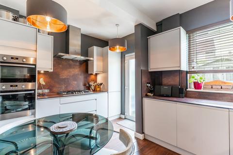 48 Ashburn Gardens, Milngavie, Glasgow, G62 7PE