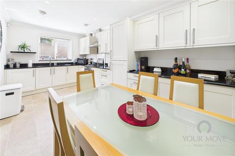 8 Cherwell Drive, Kettering, NN16 9FY