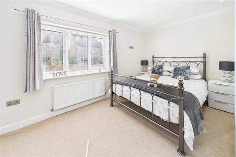 8 Cherwell Drive, Kettering, NN16 9FY