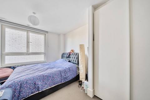 2 bedroom flat for sale, St Lukes Avenue, Battersea, London, SW4