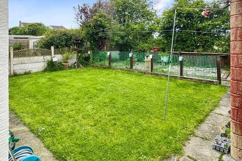 3 bedroom detached house for sale, Roe Buck Estate, Llanfachraeth, LL65