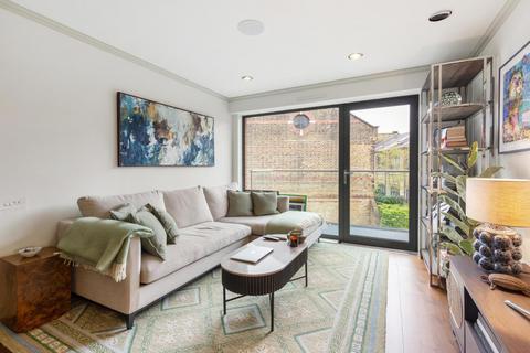 1 bedroom flat for sale, Macaulay Road, Clapham, London