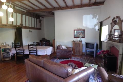 3 bedroom barn conversion to rent, Stoke Prior, Nr Leominster