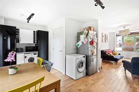 5 Hartwell Close, London, SW2 3RG