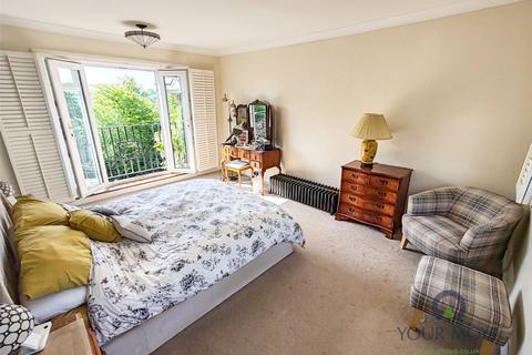 37 The Ridgeway, Chatham, ME4 6PB