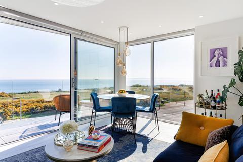 3 bedroom apartment for sale, Boscombe Overcliff Drive, Southbourne, Bournemouth, Dorset, BH5