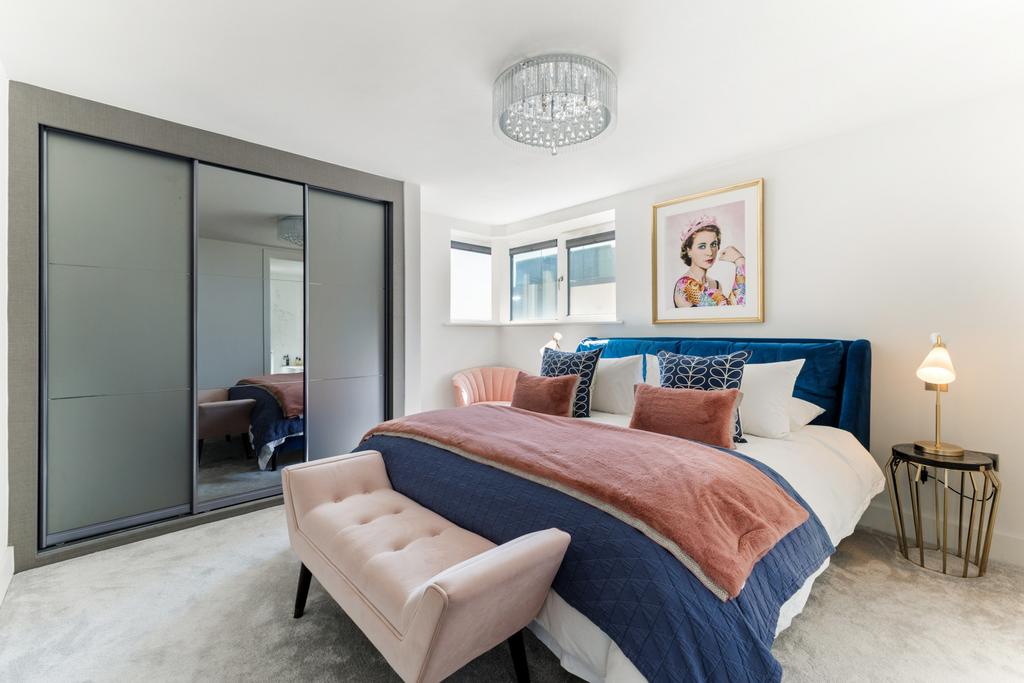Primary Bed