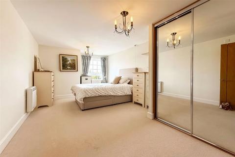 1 bedroom apartment for sale, Church Street, Littlehampton, West Sussex