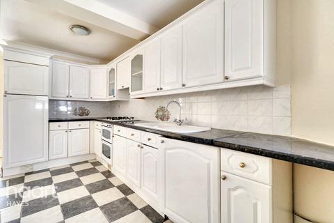 61 Weymouth Road, Hayes, UB4 8NG