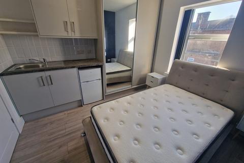 undefined, Francis Street, Luton, Bedfordshire