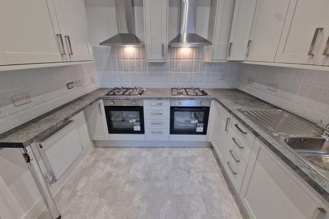 undefined, Francis Street, Luton, Bedfordshire