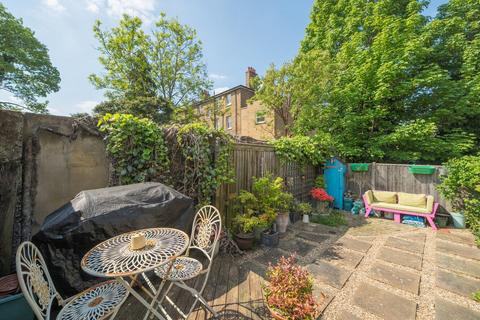 3 bedroom maisonette for sale, Kerrison Road, Ealing, London, W5