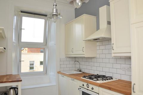 2 bedroom flat to rent, Southfield Place, Edinburgh EH15