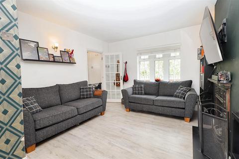Willow Cottage Watford Road, Elstree, Borehamwood, WD6 3BE