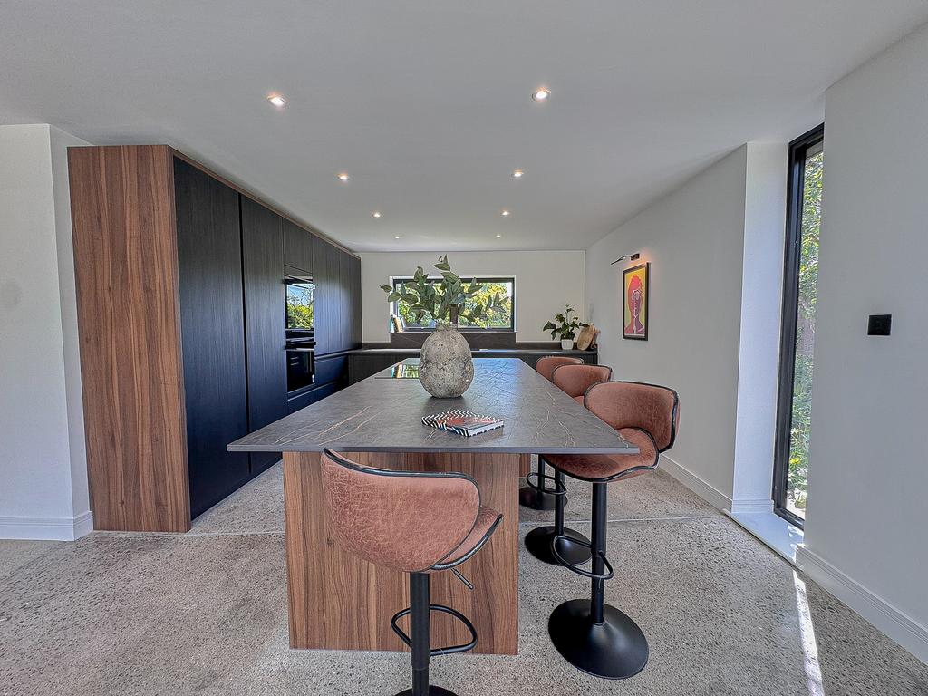 Kitchen (2)